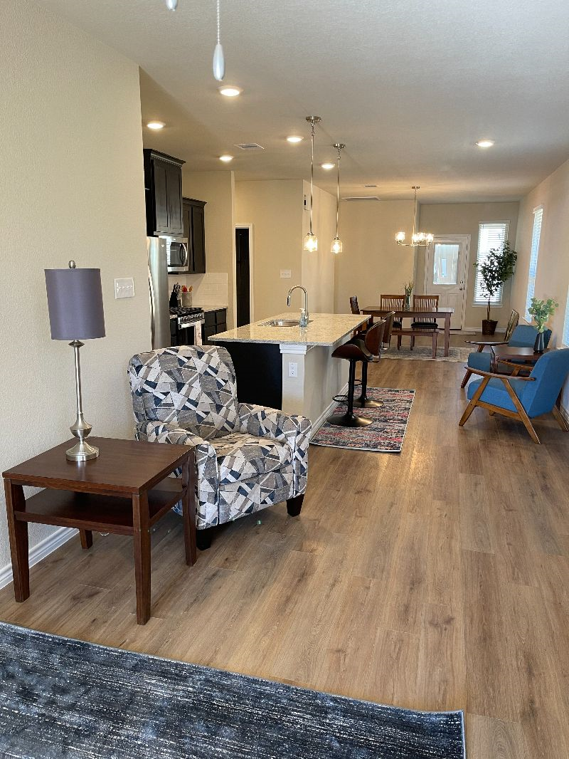 Furnished Home in College Station Texas - Photo 3