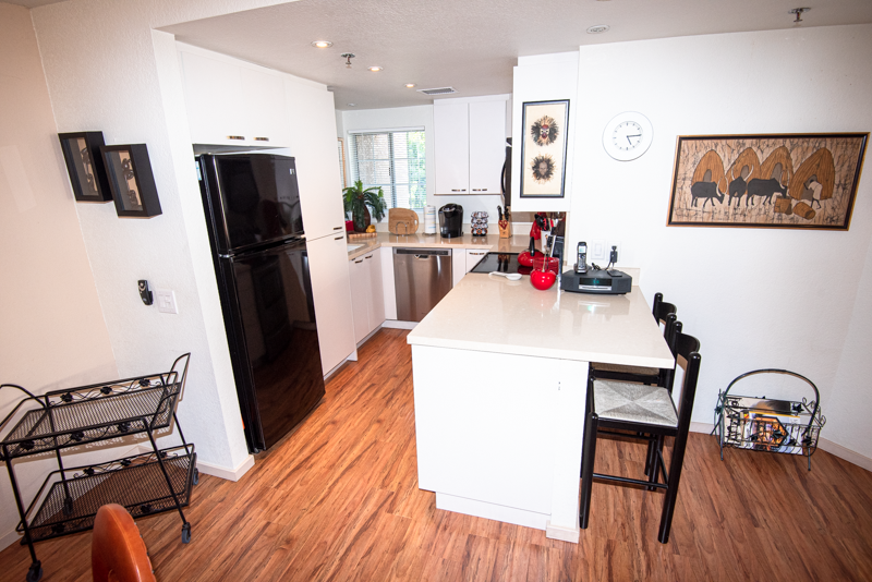 Palm Springs Condo Unit 53 - Photo 6