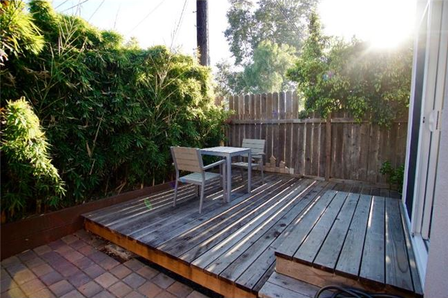 Private, sunny studio - 6 mins from the beach - Photo 6