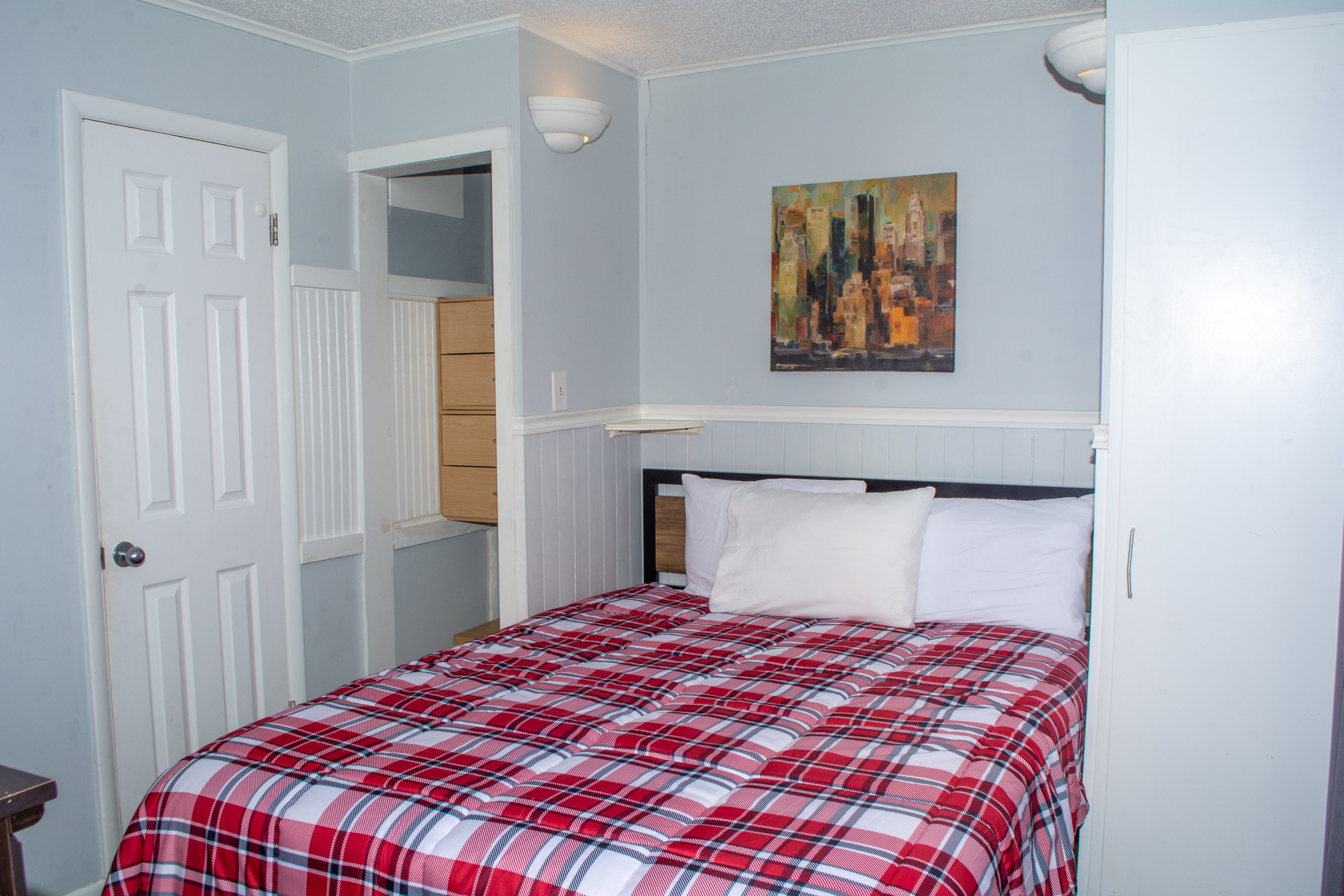 Furnished condo at Winterplace.  First floor.  Close to Raleigh and Princeton. - Photo 10