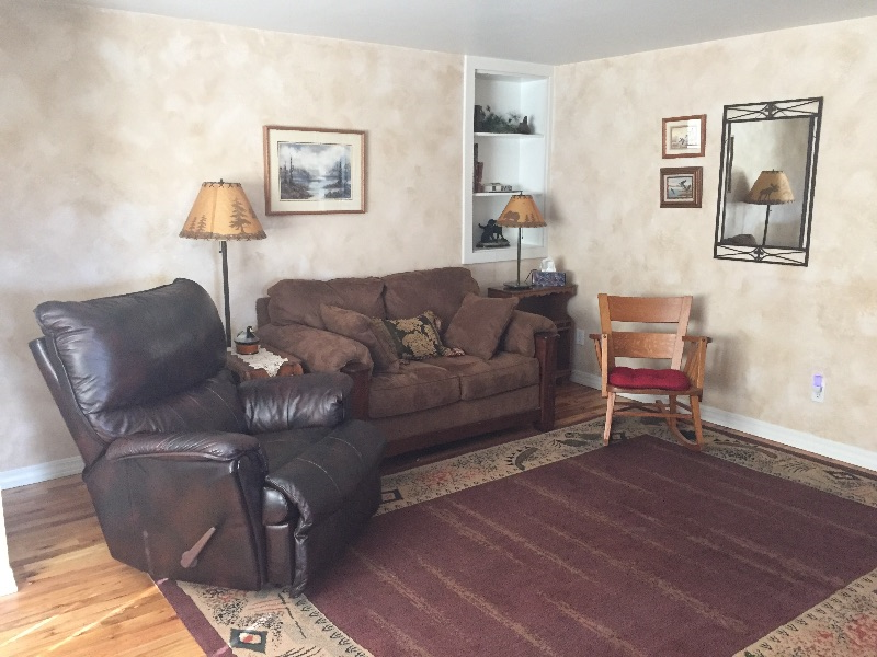 Pet free Private Mountain View 1 BR Apt. - Photo 6