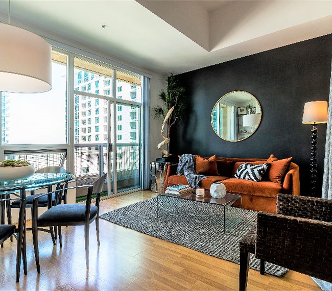Stylish Studio Loft in Little Italy - Photo 3