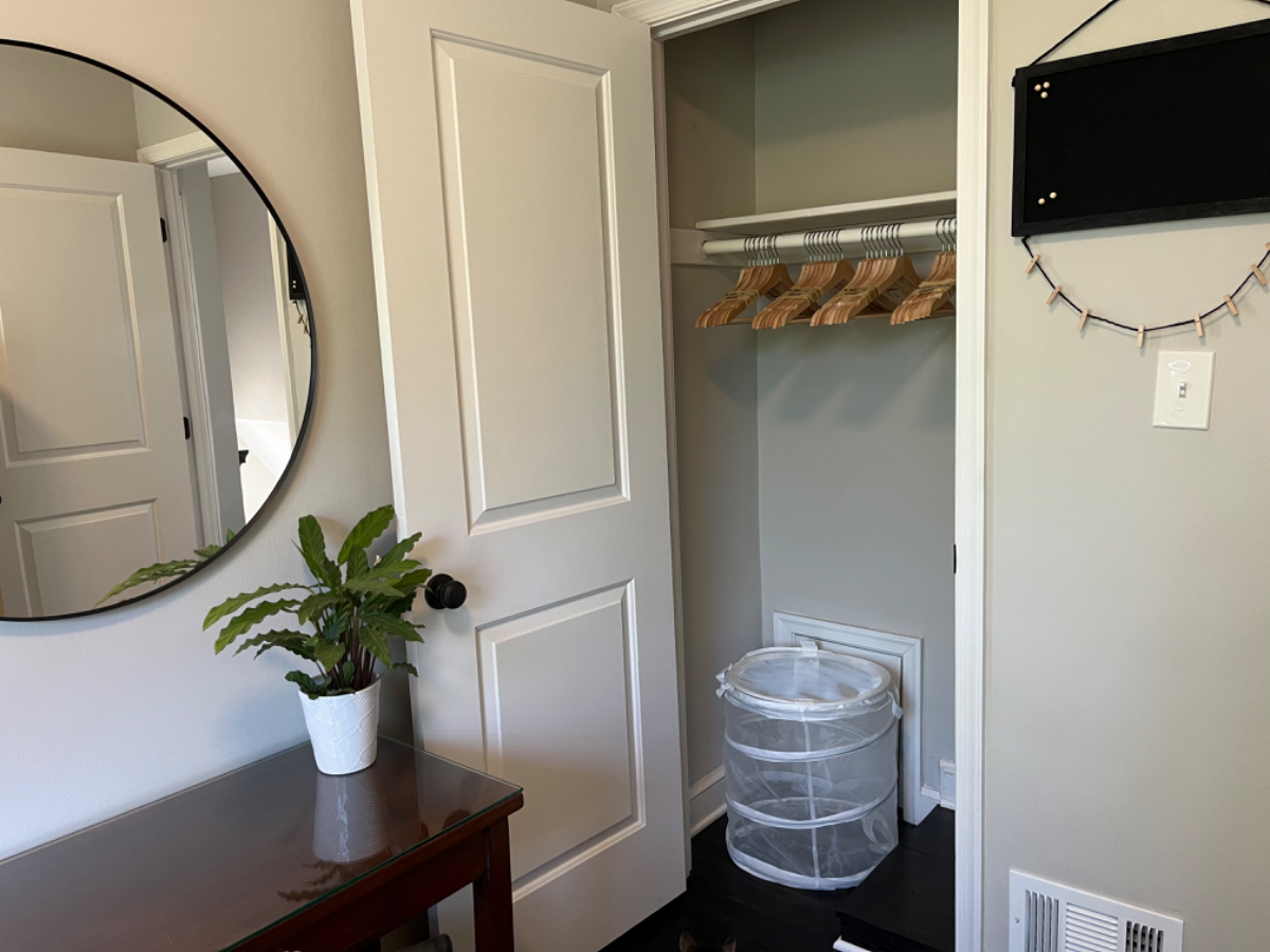 Private Sunny Suite One Block From Metro - Photo 8