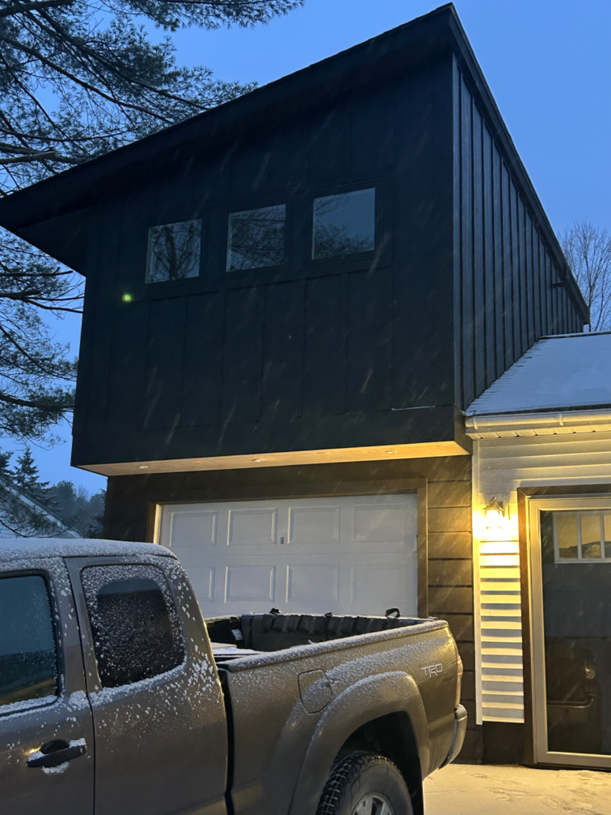 Private Upstairs Suit in Quechee VT - Photo 1