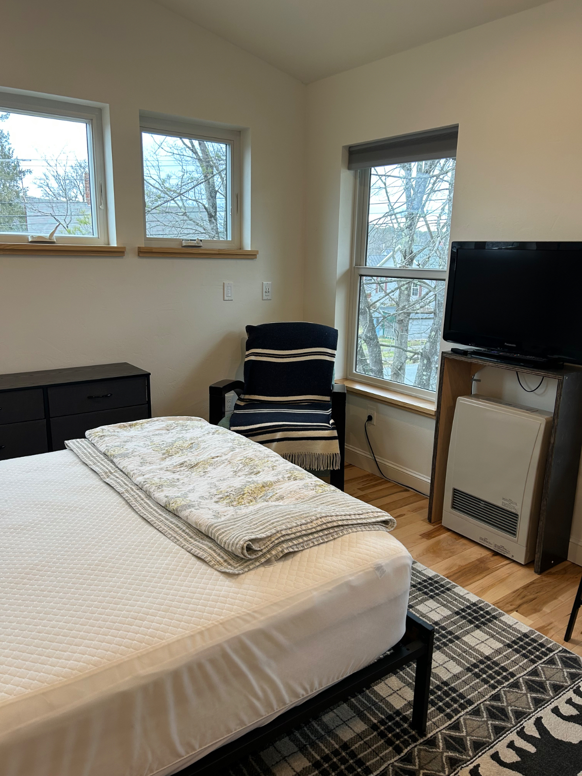 Private Upstairs Suit in Quechee VT - Photo 7