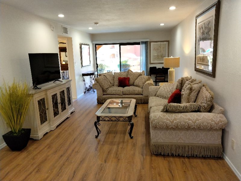 Contemporary Elegant Condo - Unit 112