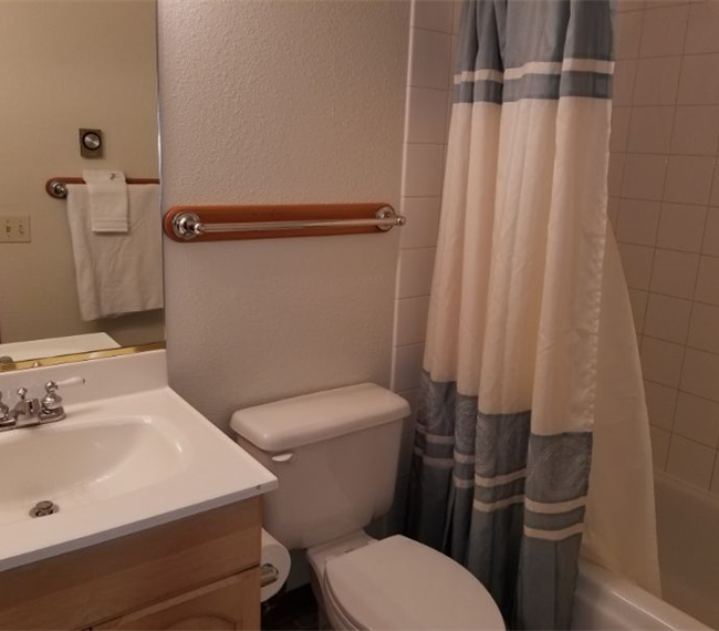 Executive Style Condo - Photo 6