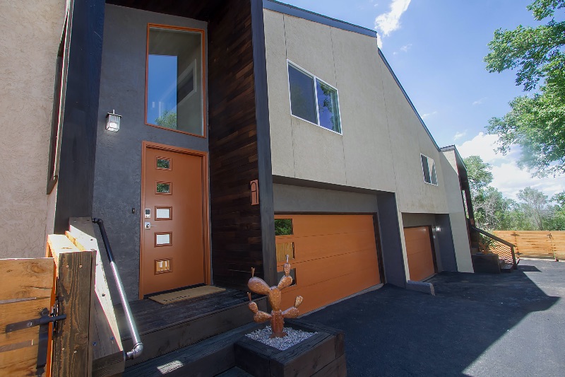 210 W Brookside St Unit B