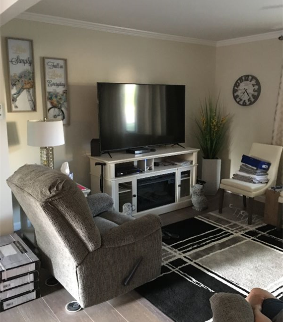 Unit B - Furnished - 2BR Apartment Very Clean, Close to UVM Medical Center Hospital and Downtown Bur - Photo 3