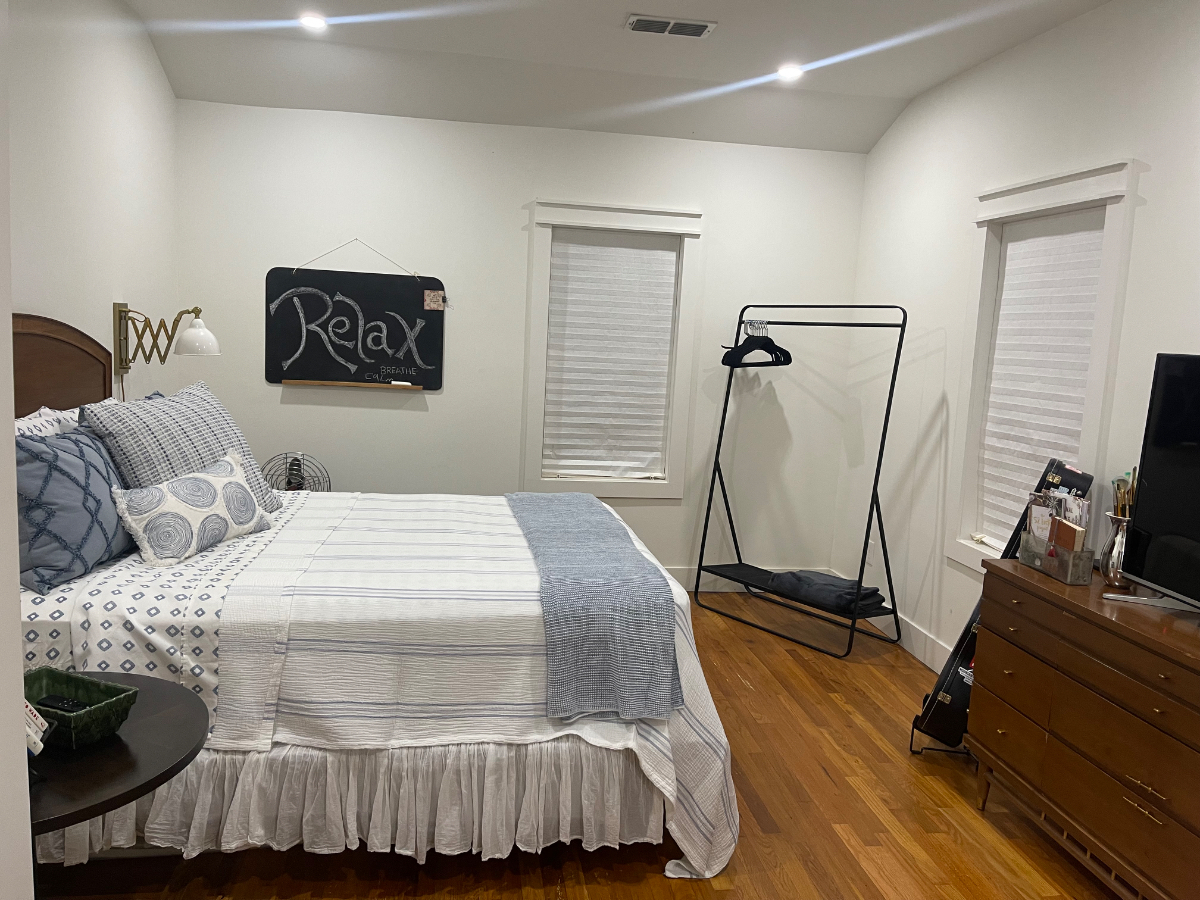 Live Here Studio within 2 miles of 4 Medical... - Photo 8