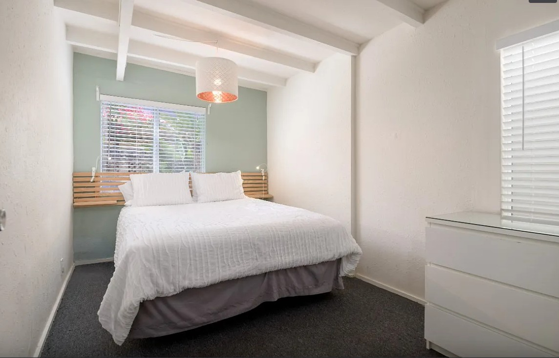 1 Bedroom Cottage/Easy Drive to Hospitals/Universities - Photo 5