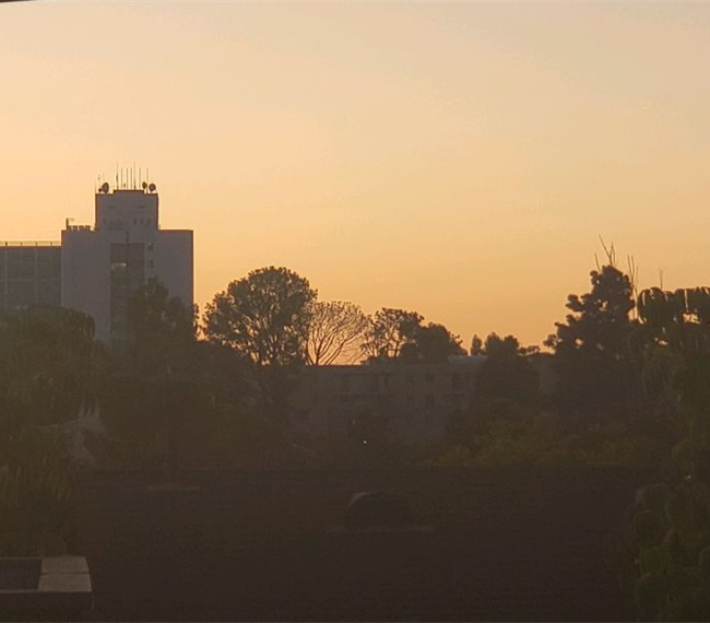Fabulous new Hillcrest Studio - Quiet w/Private Entrance near hospitals sunset view - Photo 5