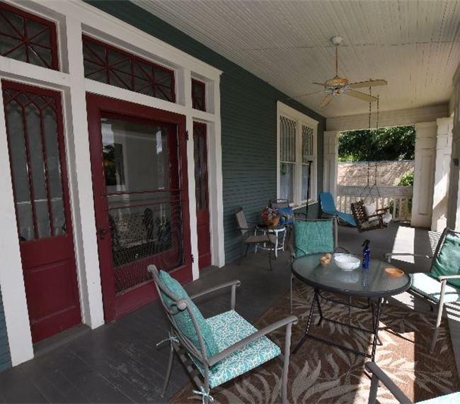 Historic Holle House, luxury furnished rentals - Photo 12