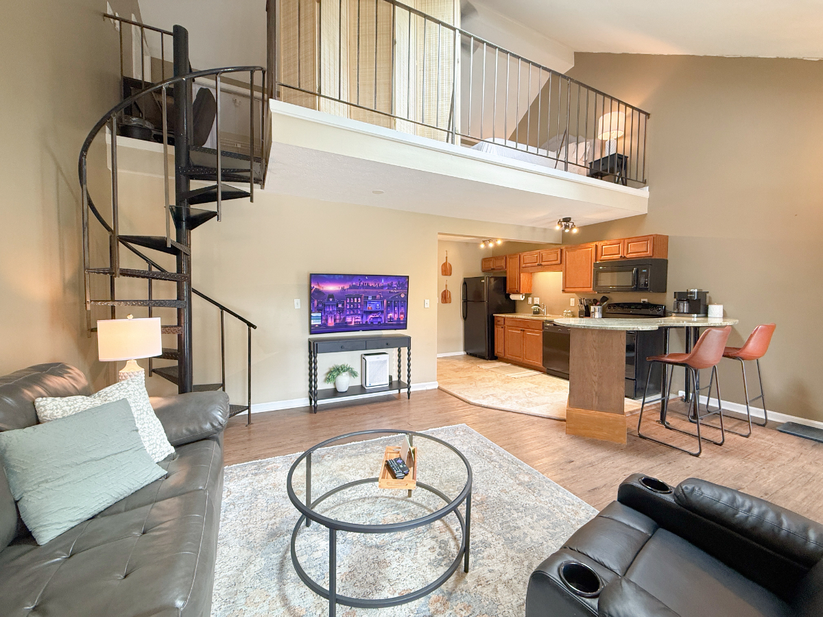 2BD/1BA- Cozy Clifton Condo- parking, wifi, minutes to EVERYTHING - Photo 12