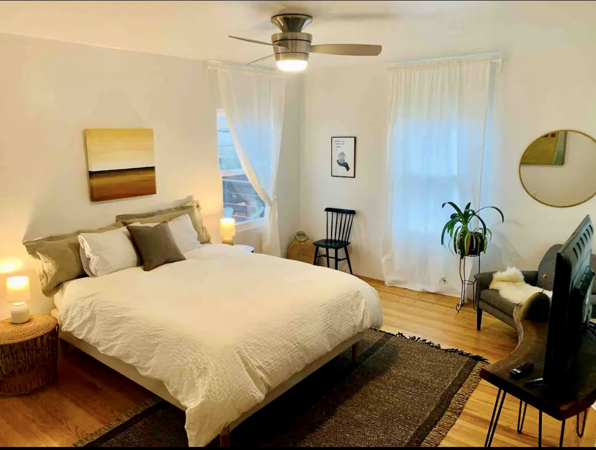 Airy and Bright Apartment