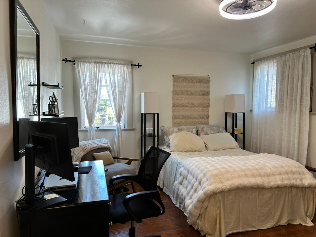 AMAZING LOCATION with panoramic water views of San Diego Bay - Photo 5