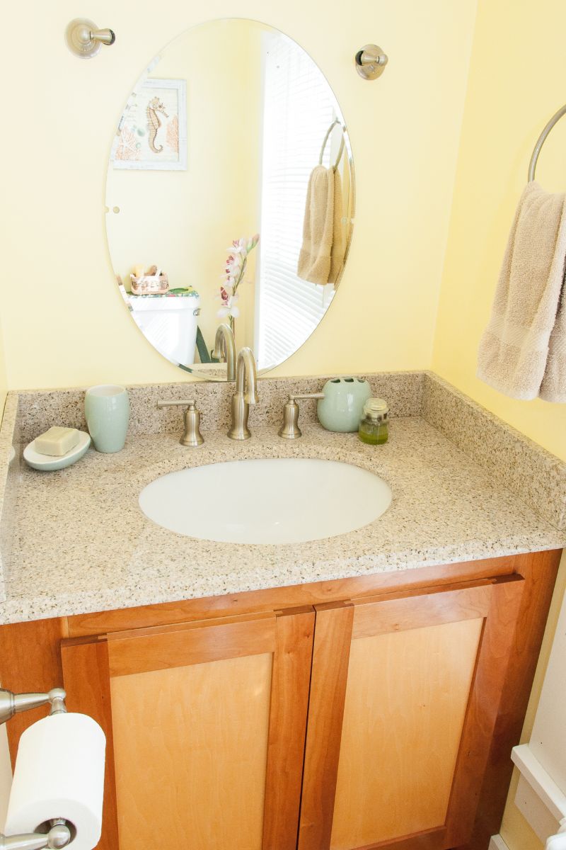 Quiet home for traveling nurses and professionals - Photo 11
