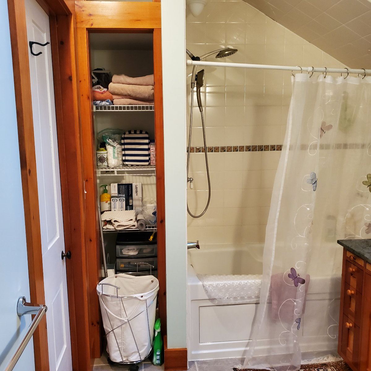 Quiet home for traveling nurses and professionals - Photo 10