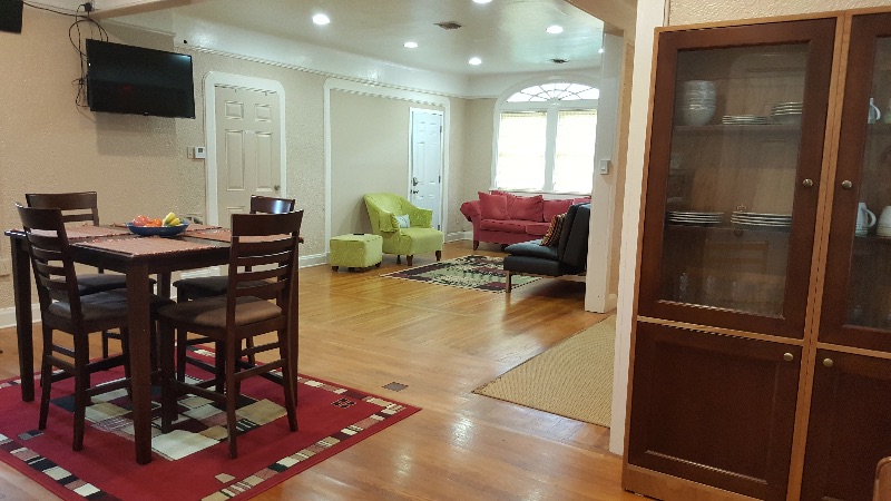 City Park Whole apartment Upstairs