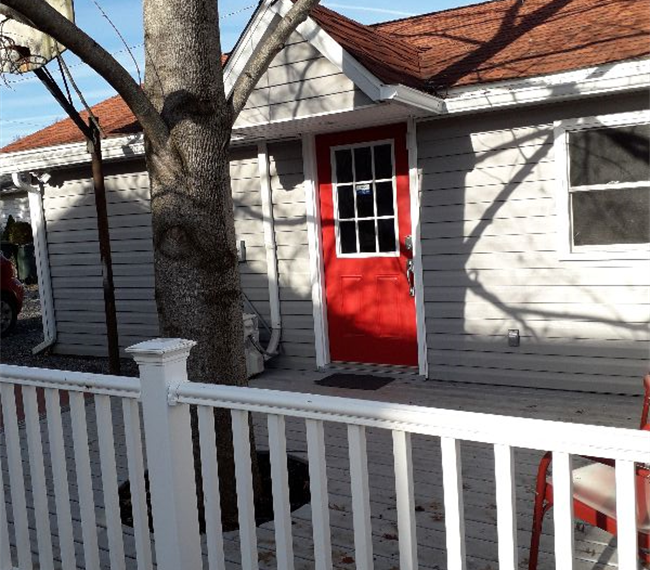 Welcome to Peaceful Poplar Inn - Photo 1