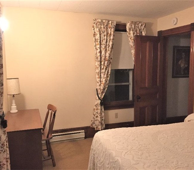 Shelburne Village Victorian - 3BR and Short Drive to UVMMC - Photo 12