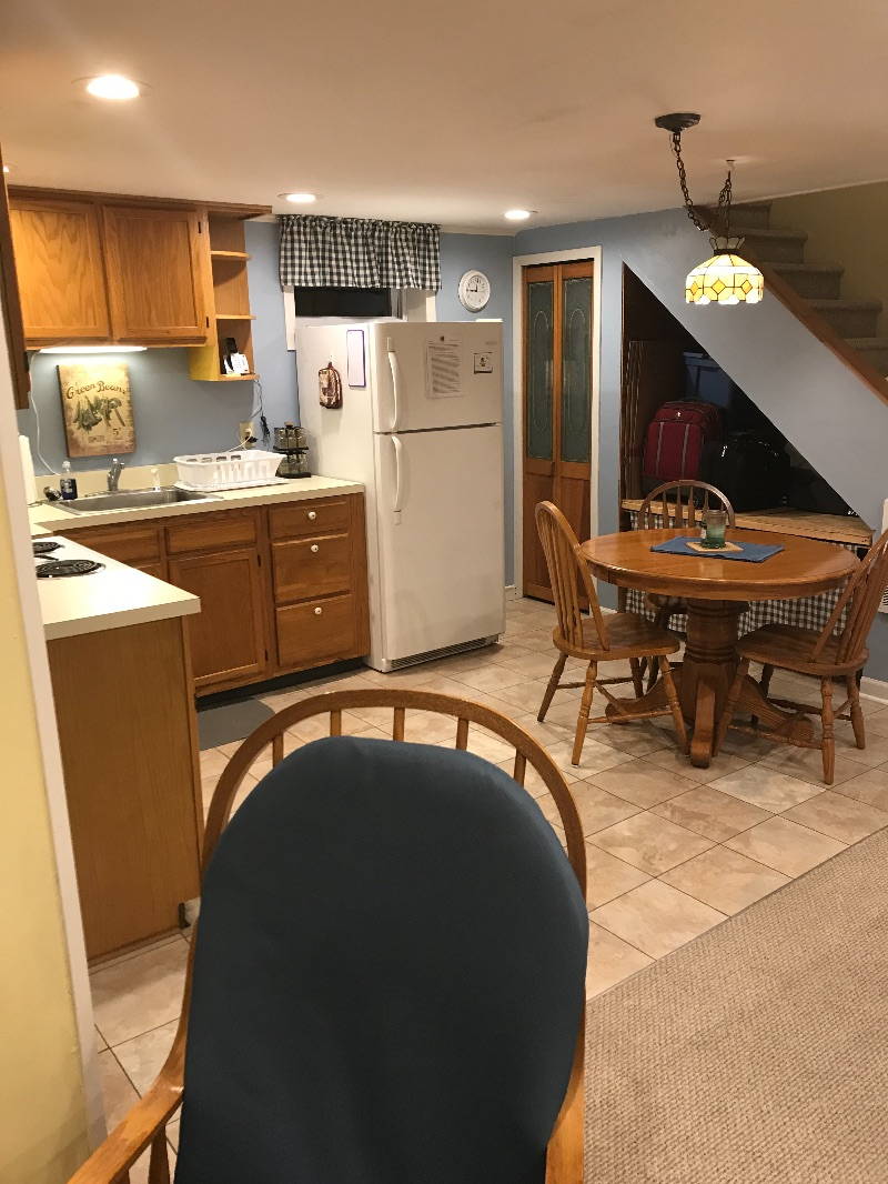 Travel Nurses Delight - 2 Bedroom, 1 Bath - Photo 3