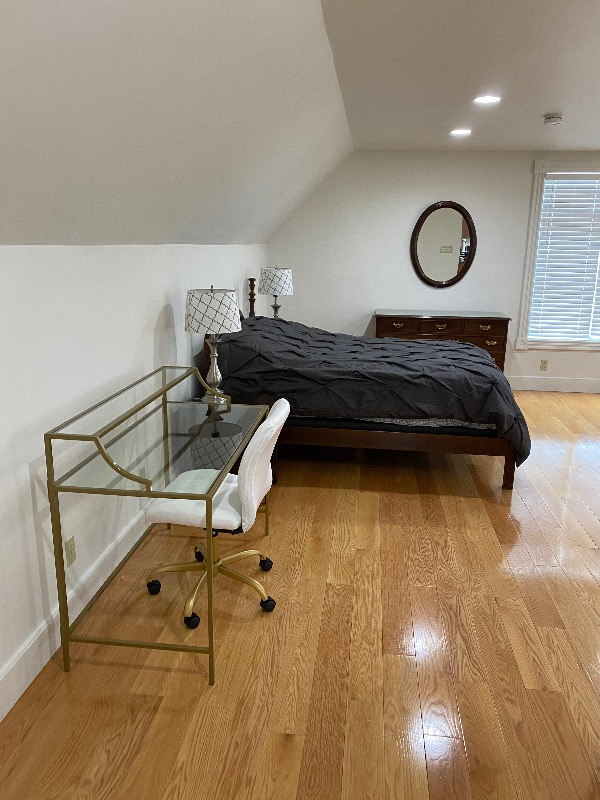 Middlebury Studio Apartment - Photo 5