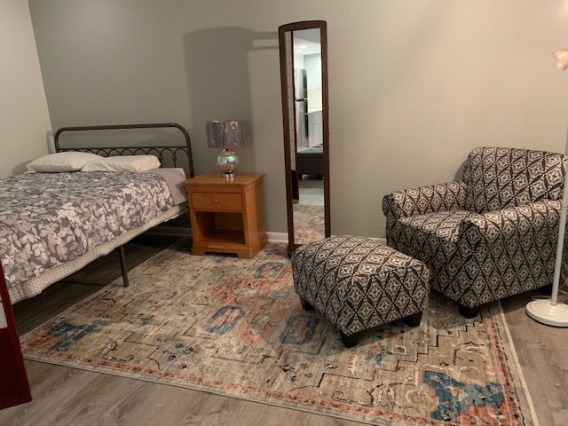 Cozy furnished suite unit 2.7 miles from Duke University