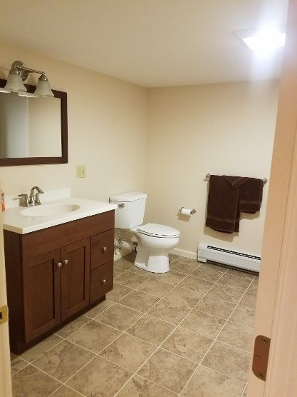 Traveling Nurses - 2 Large Bedrooms - Each with own bath - Photo 9