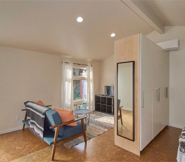 Tranquil Studio Guesthouse in Eagle Rock close to NE LA Hospitals - Photo 2