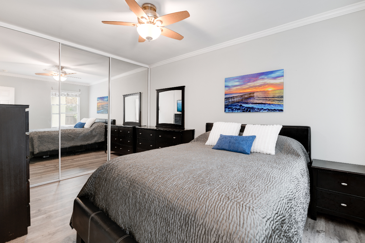 1 Bedroom 1 Bath Condo Walking Distance To The Beach - Photo 3