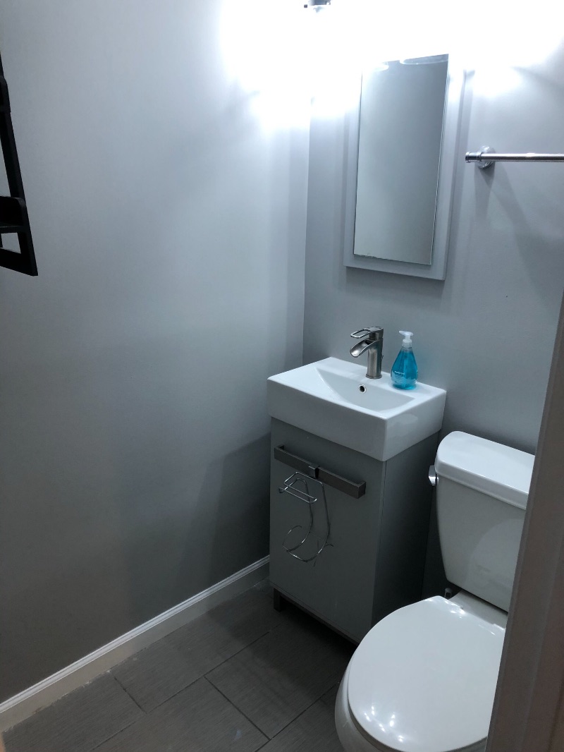 Newly Renovated Studio - Photo 4