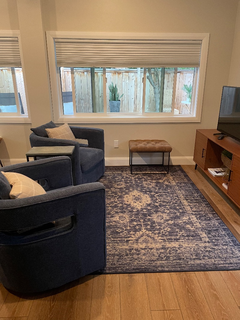 New cozy modern studio in quiet, safe neighborhood. Private entrance, parking, and patio. Close to freeway access, restaurants, and 15... - Photo 5