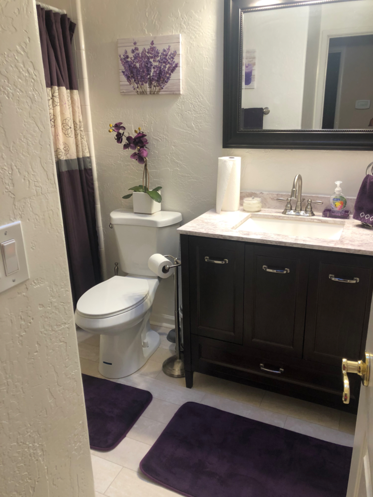 Quiet/Clean room near hospitals/shopping mall - Photo 4