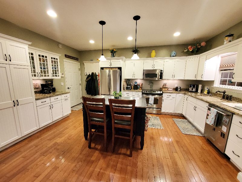 Private Basement Apartment in Morgantown by Cheat - Photo 2