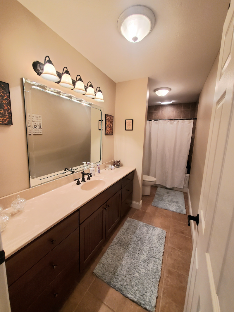 Private Basement Apartment in Morgantown by Cheat - Photo 7