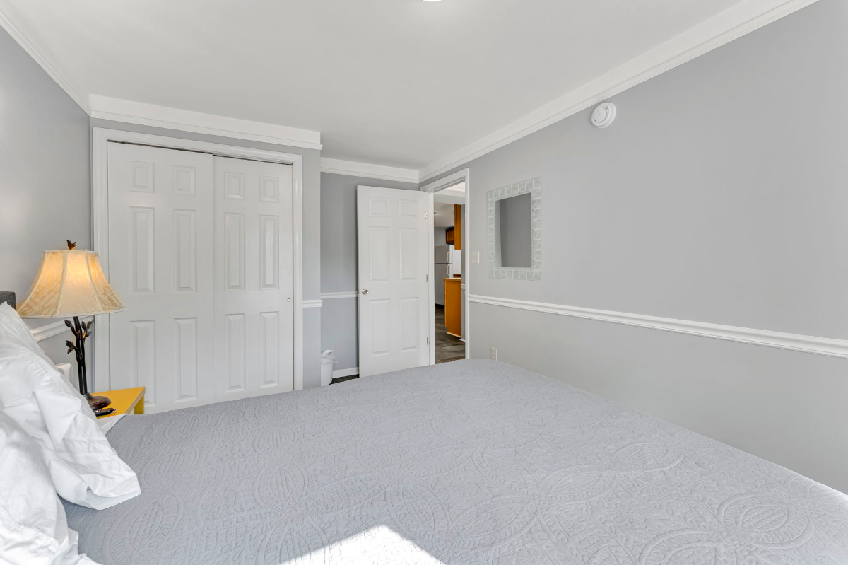 Apartment 7 - 2BR - Photo 11