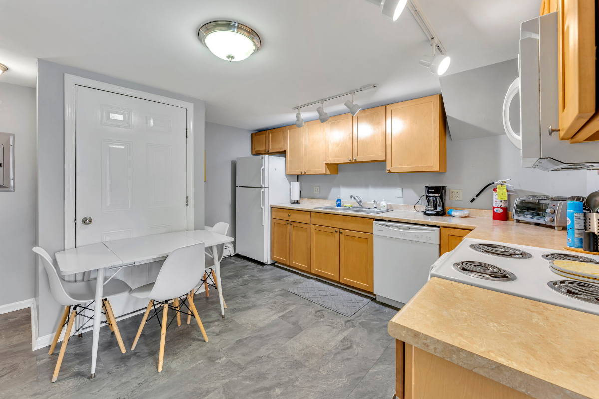 Apartment 7 - 2BR - Photo 5