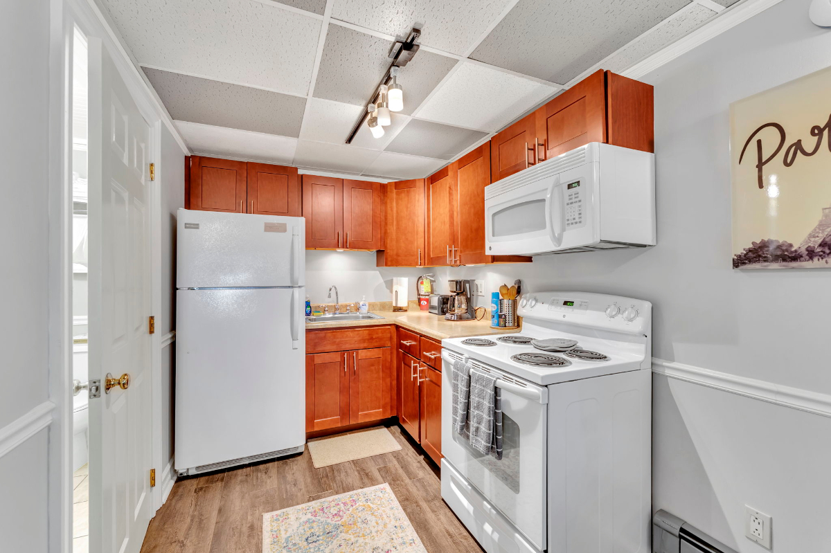 Apartment 7 - 2BR - Photo 3