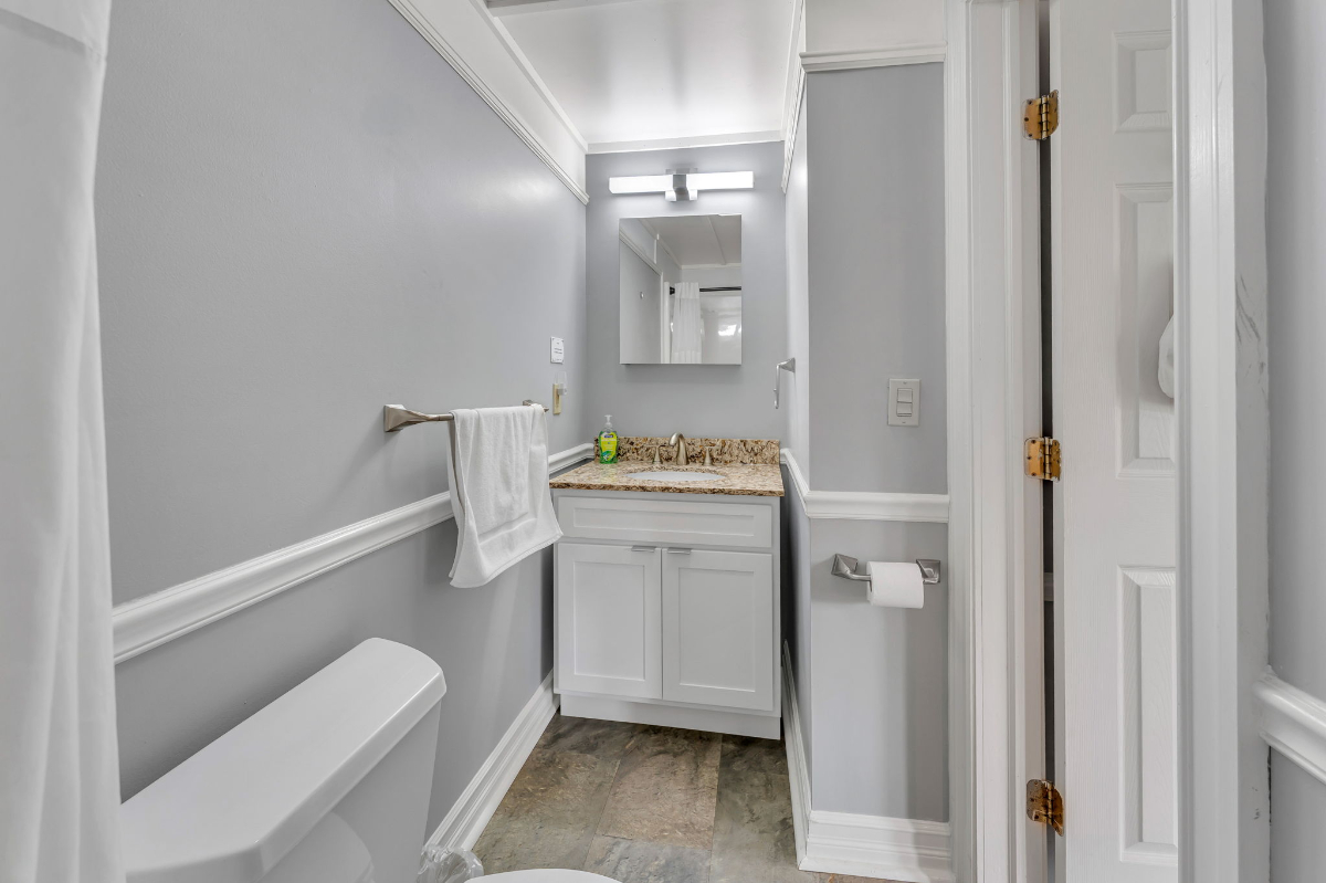 Apartment 7 - 2BR - Photo 2
