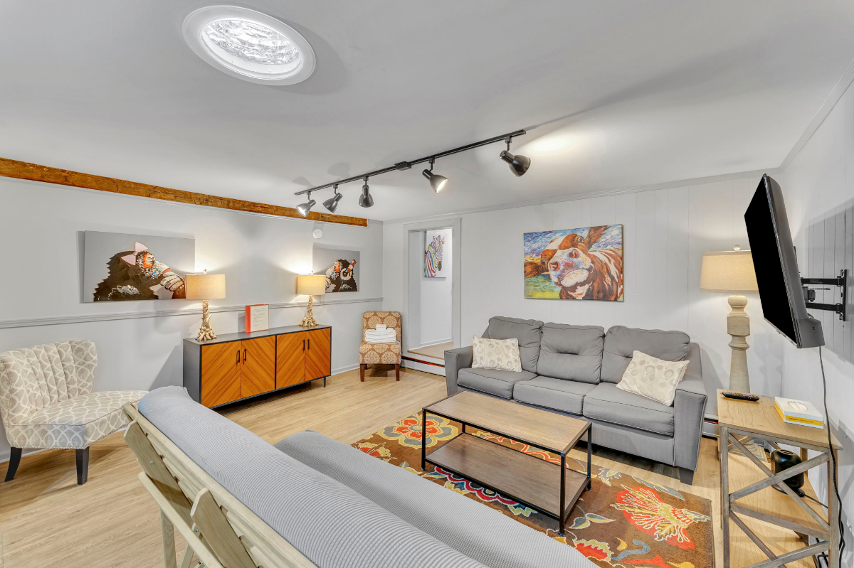 Apartment 7 - 2BR - Photo 8