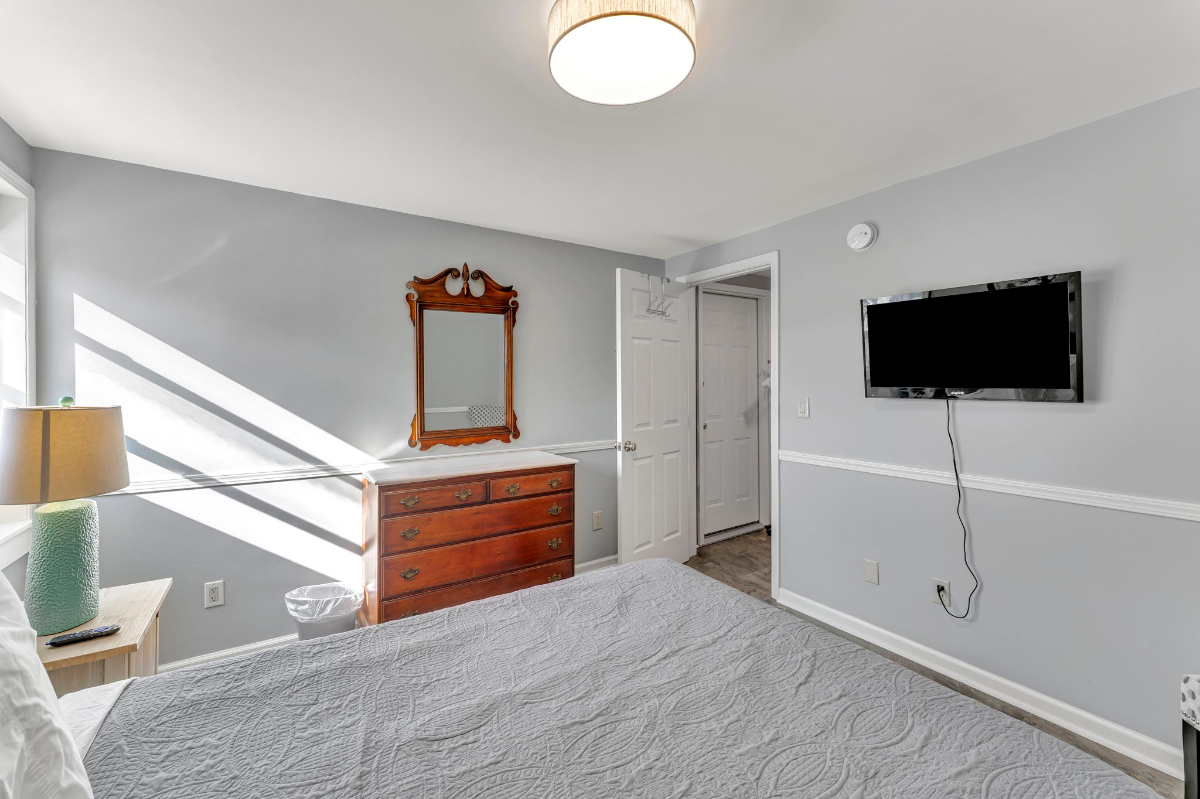 Apartment 7 - 2BR - Photo 6