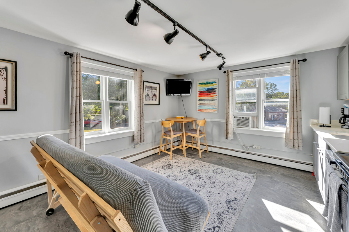 Apartment 7 - 2BR - Photo 10