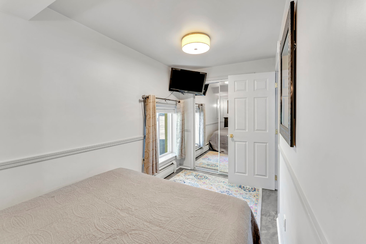 Apartment 7 - 2BR - Photo 5