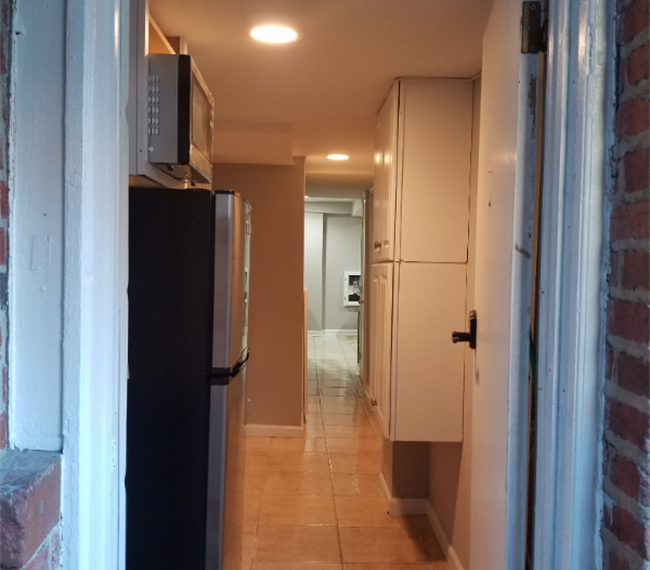 Privet 1br/1ba Basment Apartment with Netflix / Free Parking - NW DC - Photo 5
