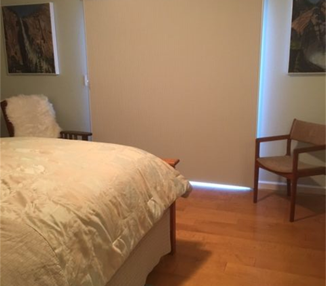 Yosemite Room with own W/D and Balcony - Photo 2