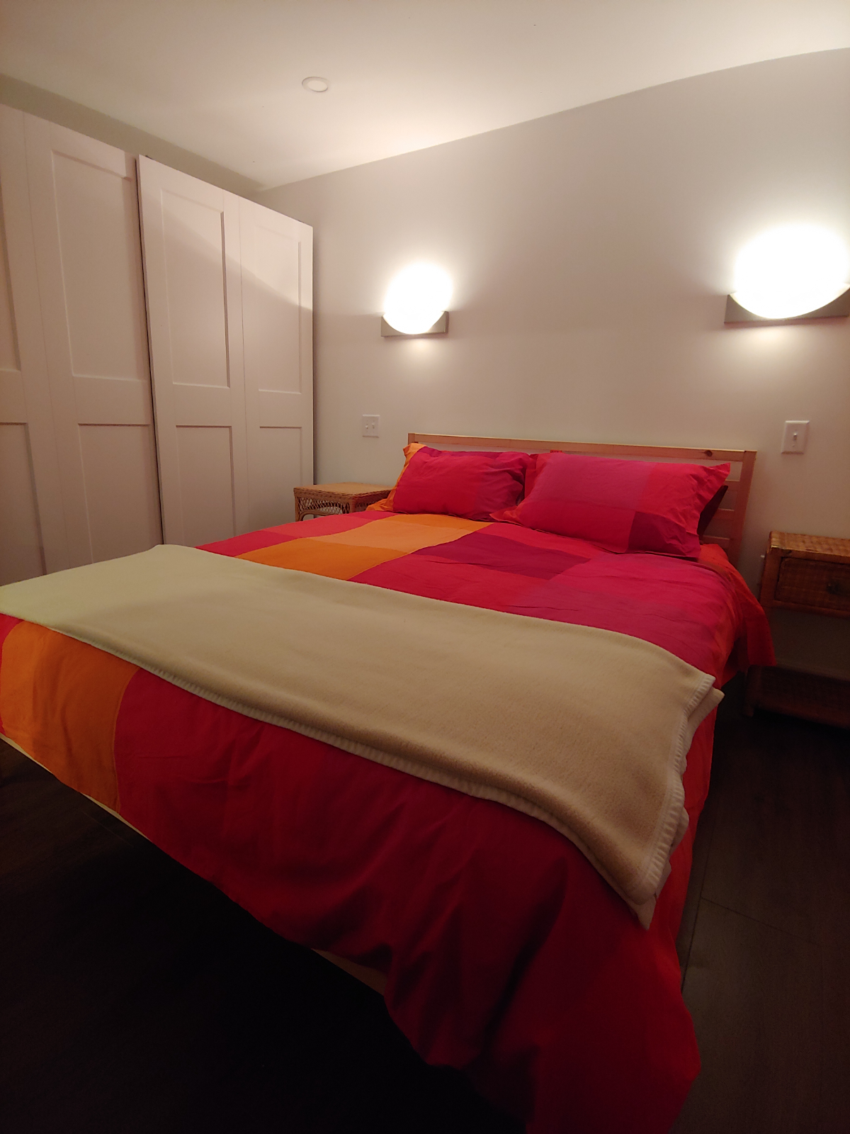 Cozy appartment, easy commute Unit 1 - Photo 2