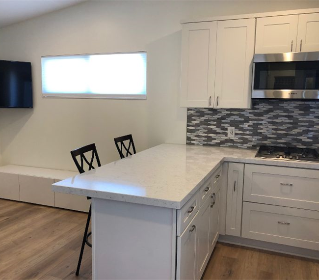 Hummingbird Cottage - Great Neighborhood-Great Location! - Photo 1