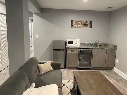 Private English Basement in Petworth DC - Photo 2