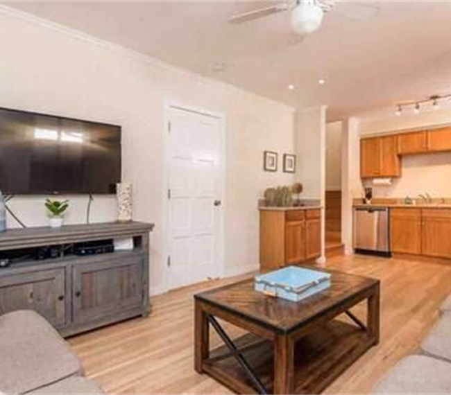 Charming Beach home steps away from Mission Beach - Photo 6